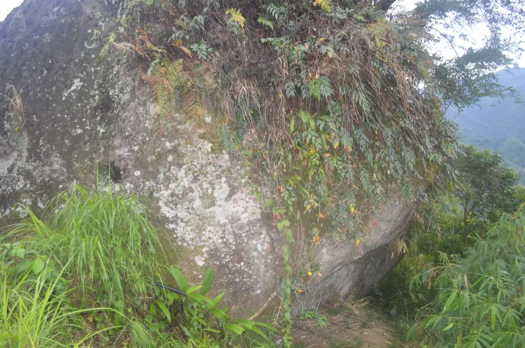 The mystic stone of Bagong, Sablan