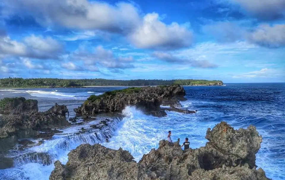 Canhugas Nature Park is one of Eastern Samar tourist spots.