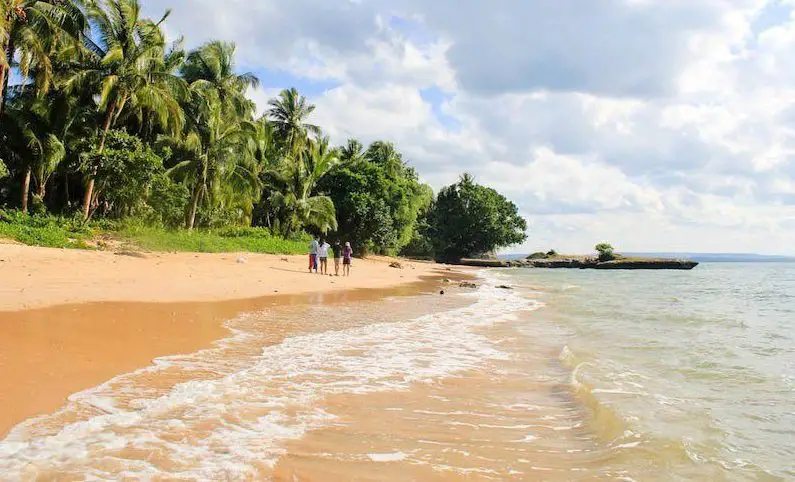 The Onay Beach or Unay Beach is one of the tourist spots in Northern Samar.