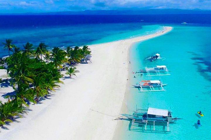 Kalanggaman Island is one of the most popular tourist destinations in the Philippines