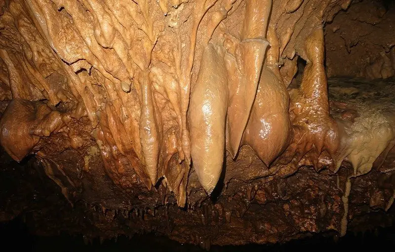 Maanghit Cave is one of the best Antique tourist spot