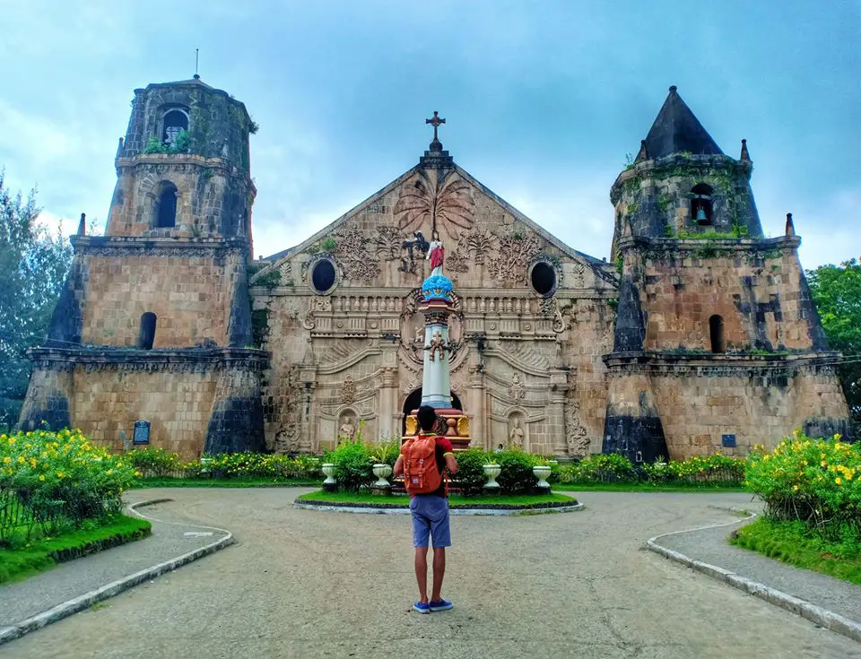 Miagao Church is one of the best Iloilo tourist spot